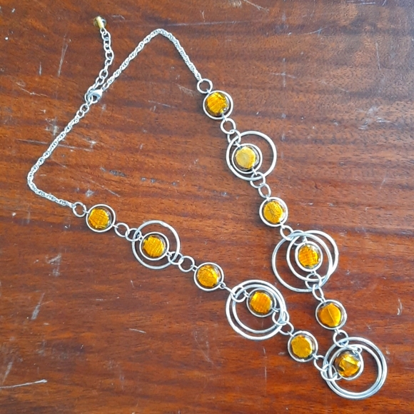 ELEGANT HOOP AND GLASS NECKLACE - Picture 1 of 5